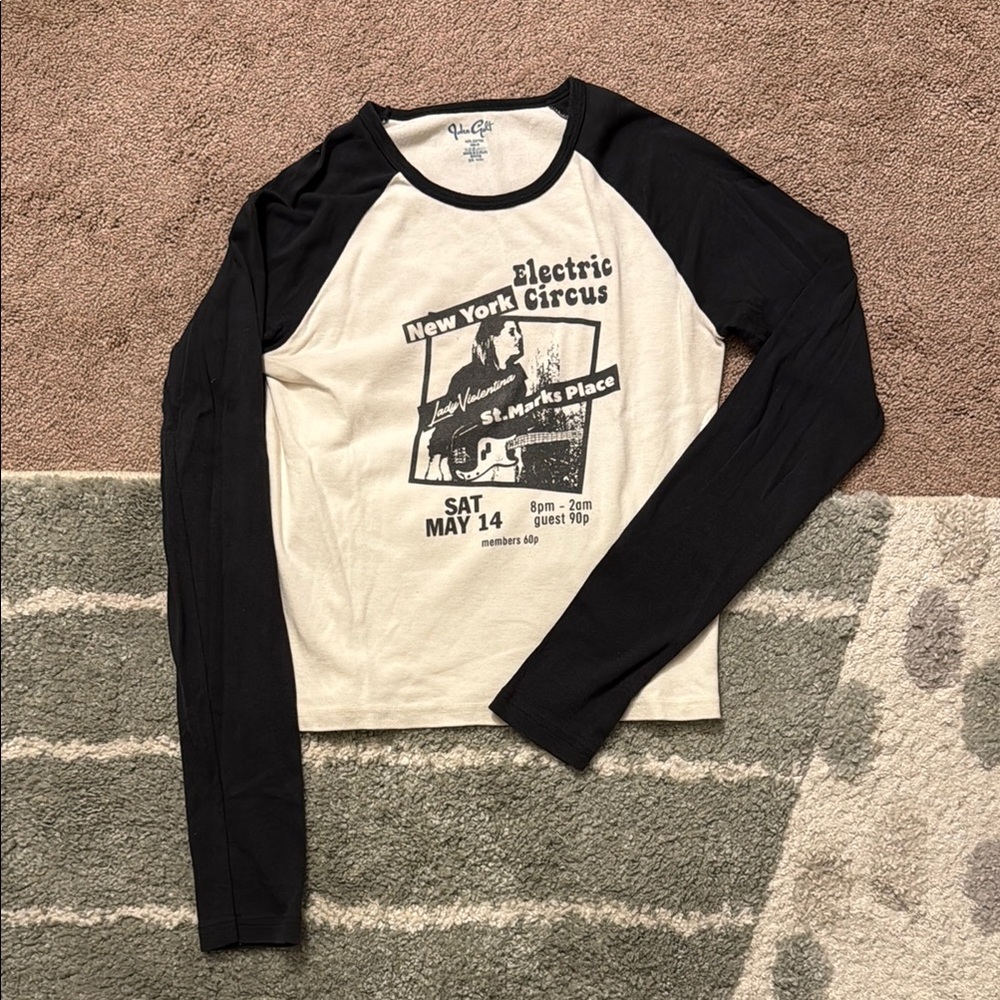 Brandy Melville Long Sleeve Tee